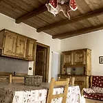 Hotel Le Petit
