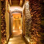Hotel Le Petit