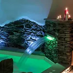 Le Petit Diffuso Hotel *