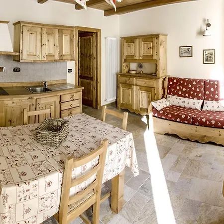 Le Petit Diffuso Hotel *