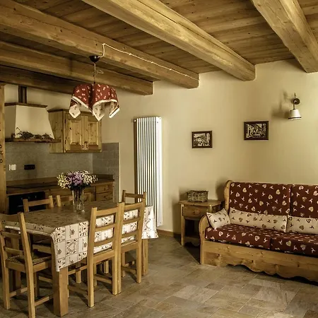 Le Petit Diffuso فندق فينيستريلي